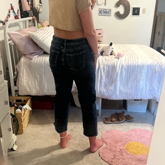 Cropped Jeans - Picture 2 of 3